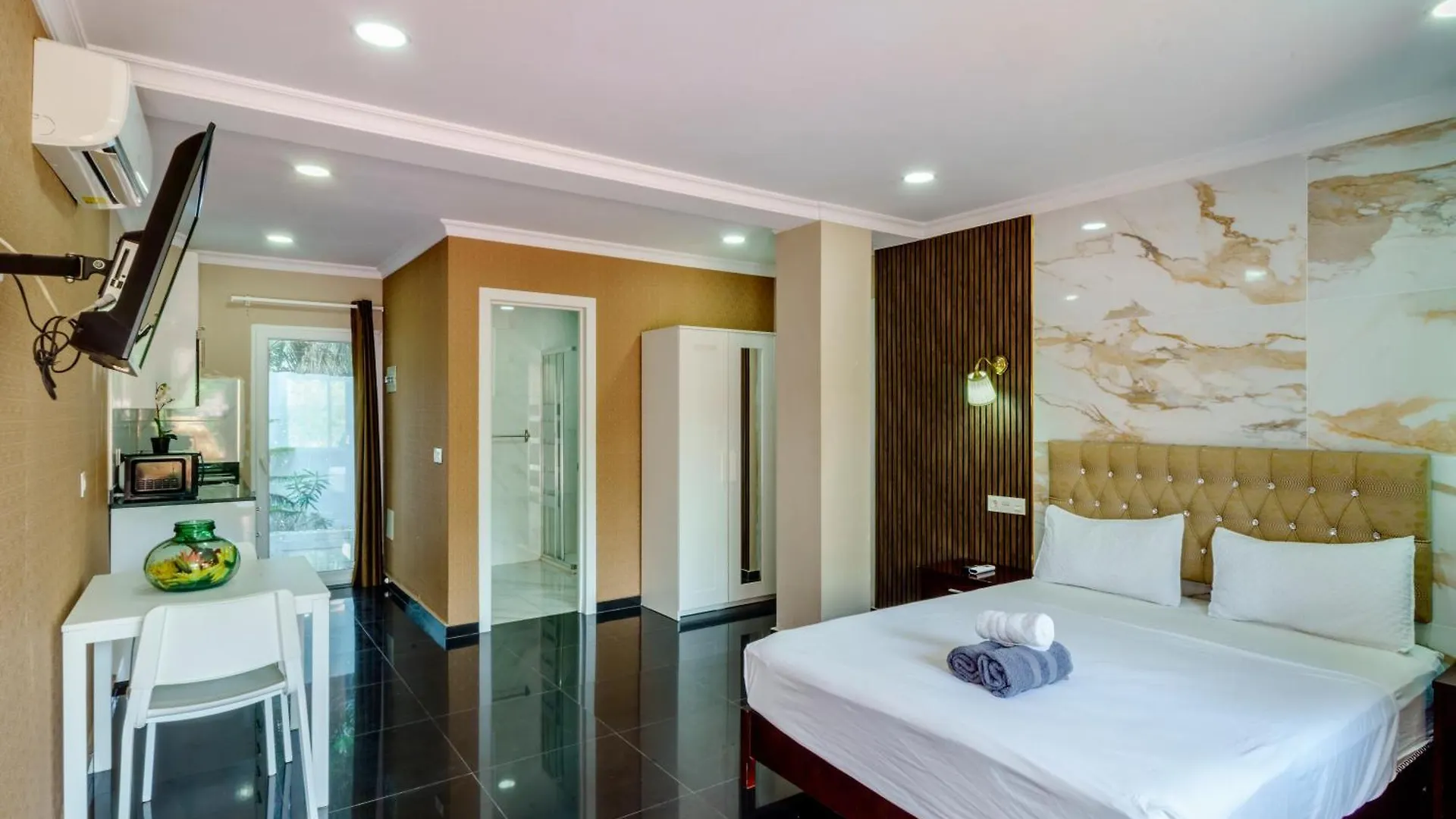 Hotel Rancho Grande Marbella 0*,